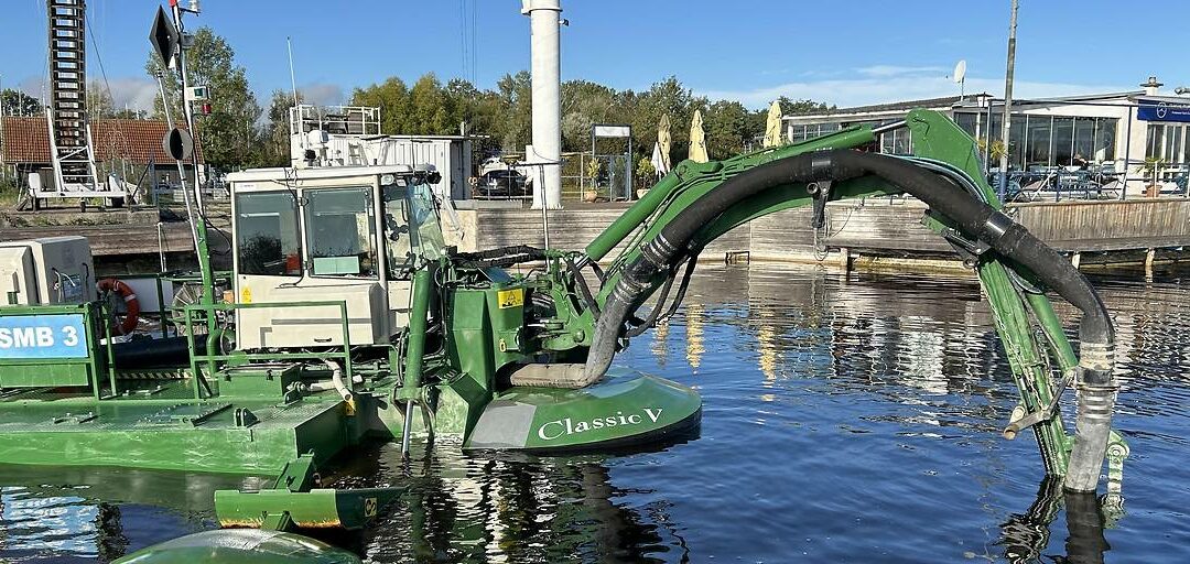 Neusiedler See – Bagger pumpen wieder Schlamm ab